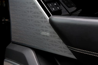 Land Rover Range Rover Velar – thumbnail 28