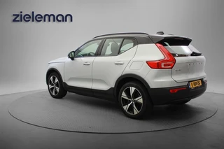 Volvo XC40 – thumbnail 3