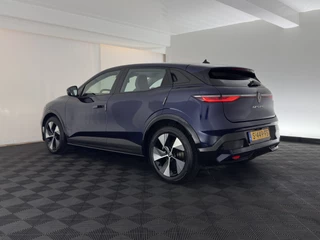 Renault Megane E-Tech – thumbnail 2