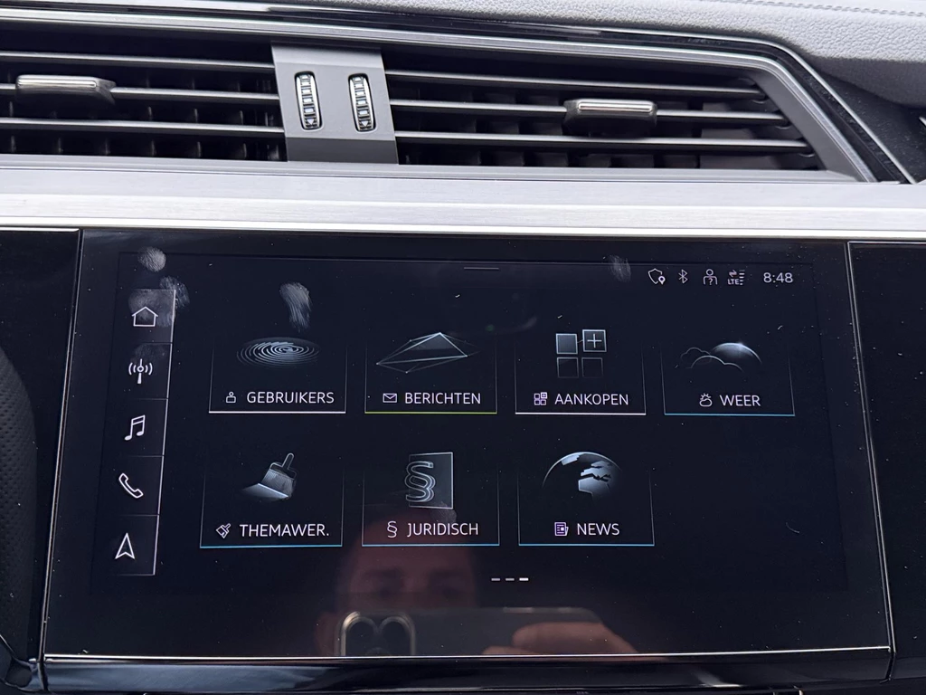 Audi Q8 e-tron – foto 22