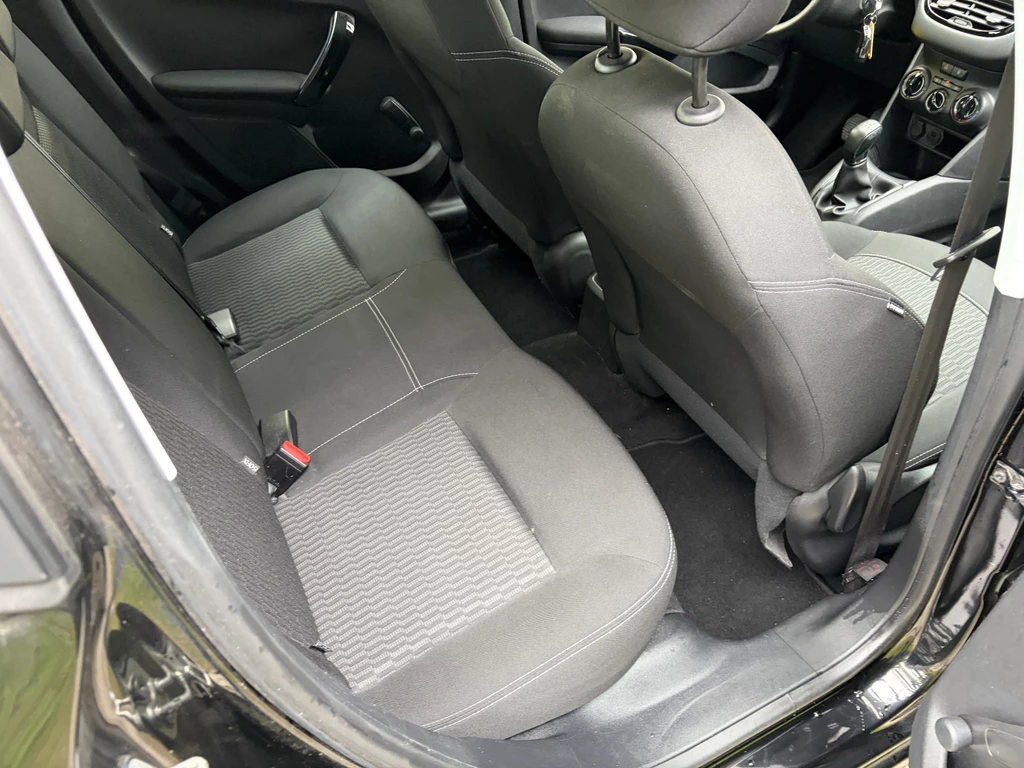 Peugeot 208 – foto 24