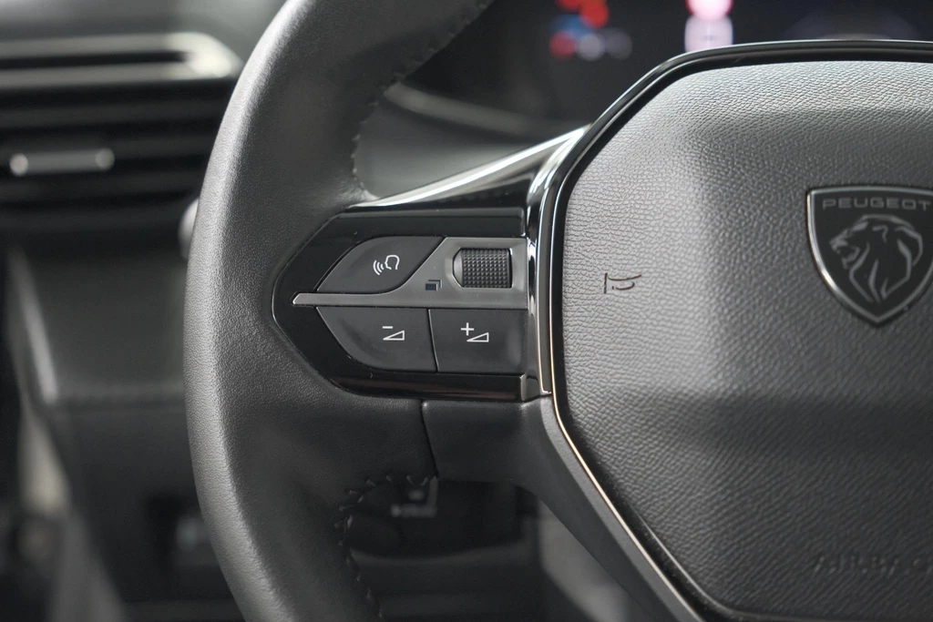 Peugeot 208 – foto 37