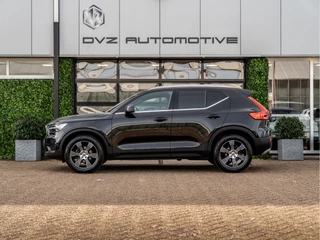 Volvo XC40 – thumbnail 2