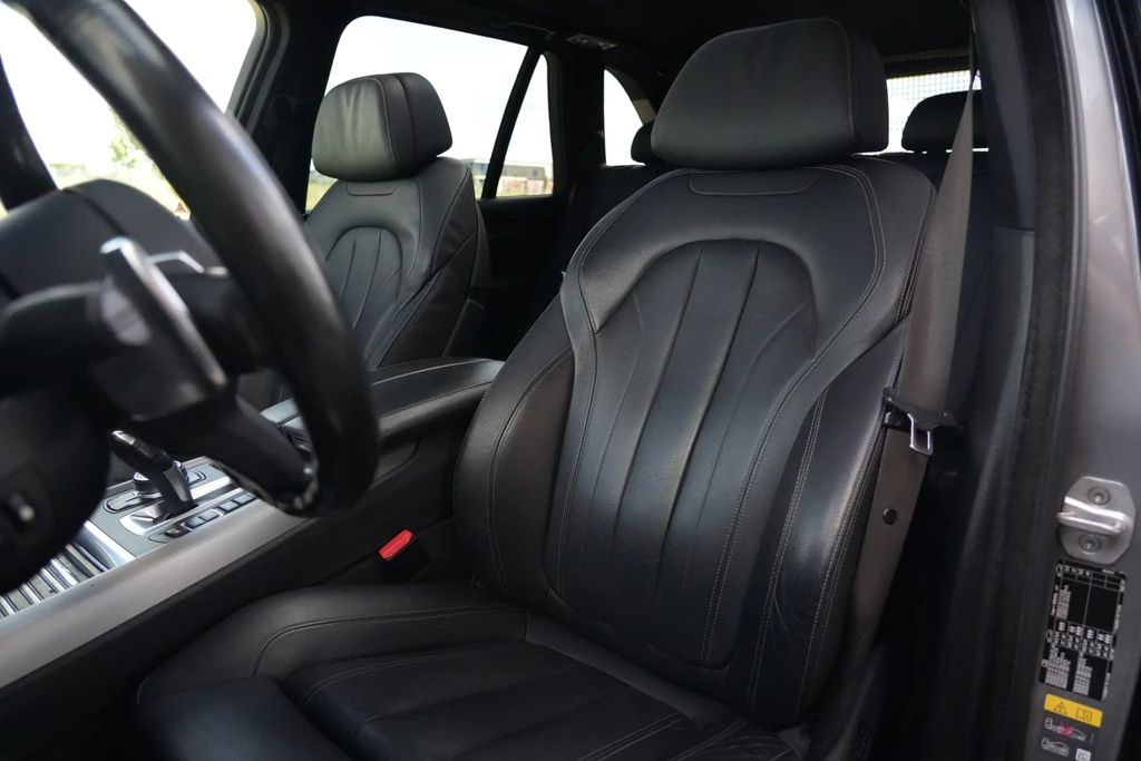 BMW X5 – foto 7