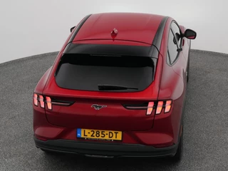 Ford Mustang Mach-E – thumbnail 8