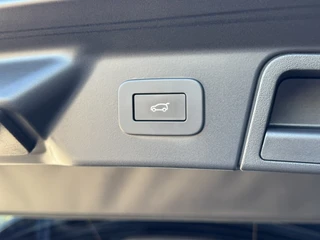 Land Rover Range Rover Velar – thumbnail 26