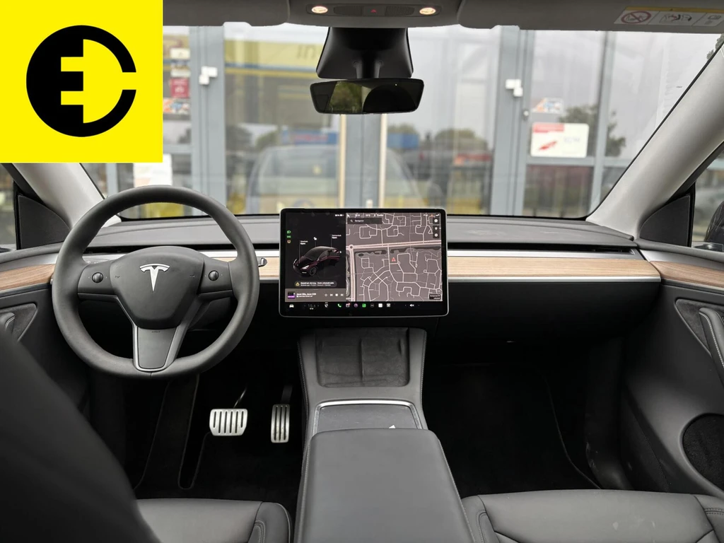 Tesla Model Y – foto 22