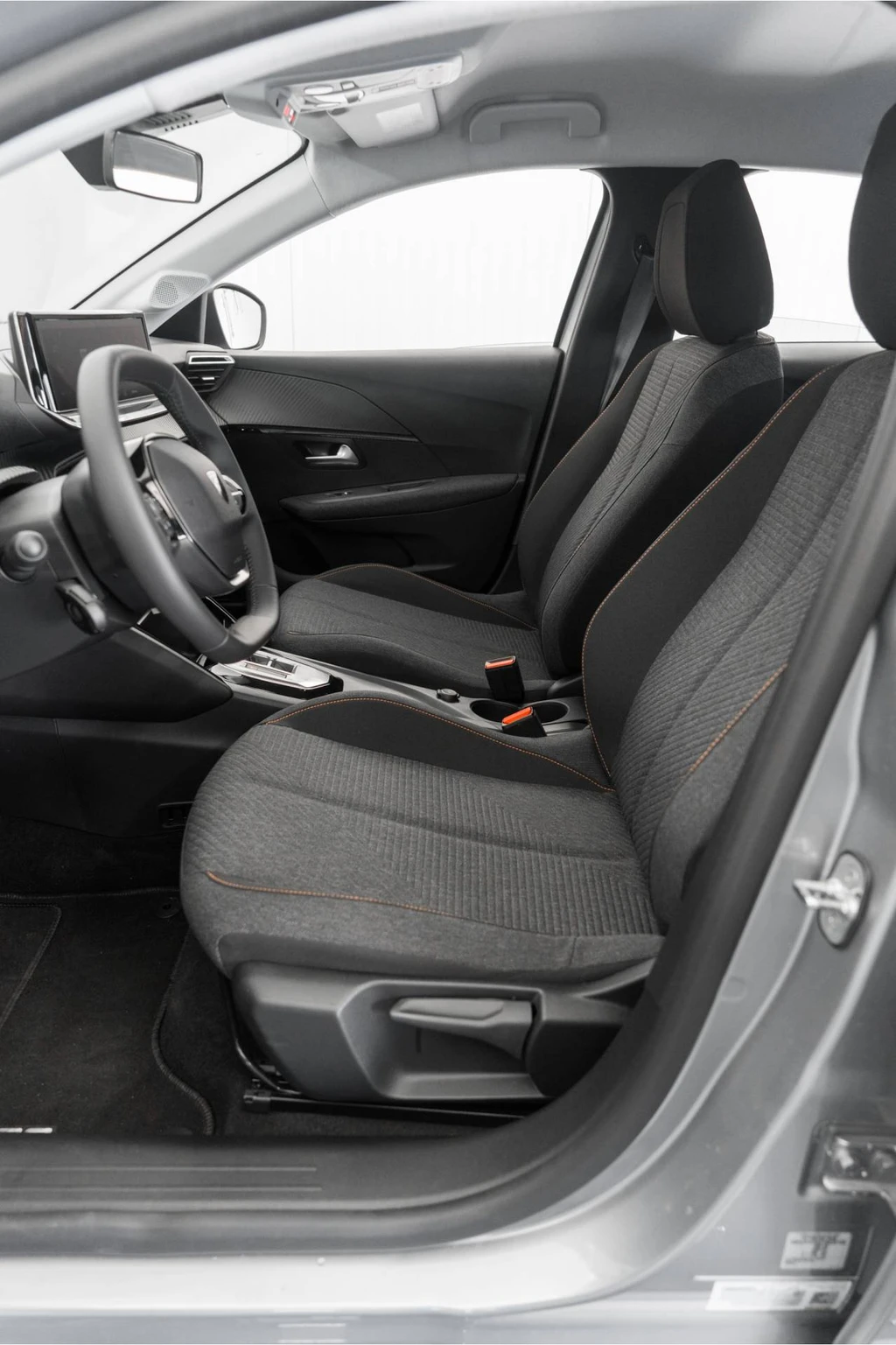 Peugeot 208 – foto 12