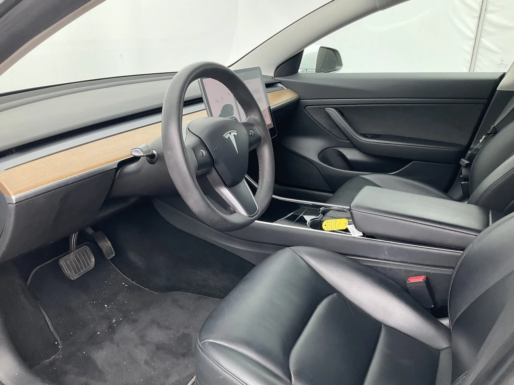 Tesla Model 3 – foto 14