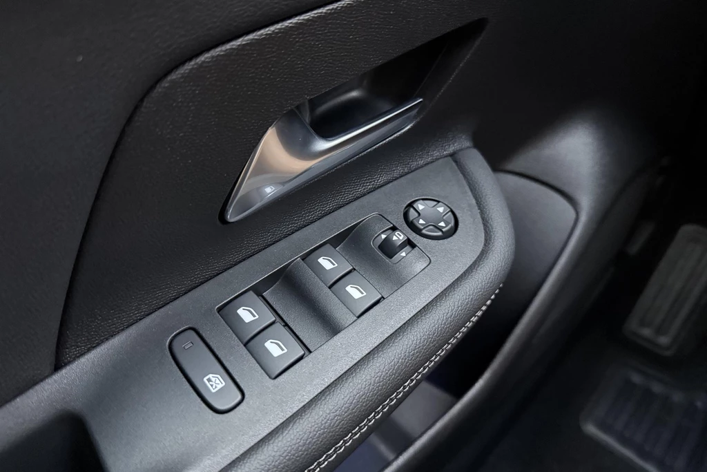 Opel Mokka-e – foto 20