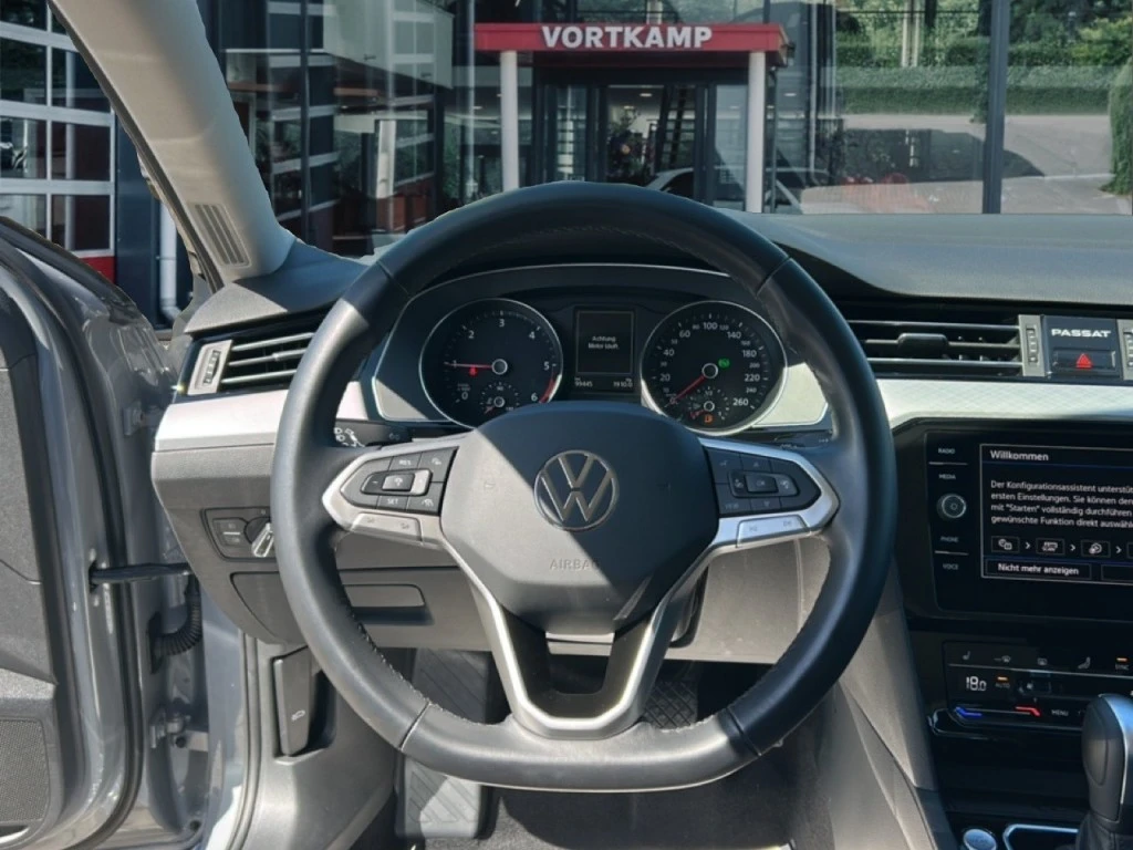 Volkswagen Passat – foto 13