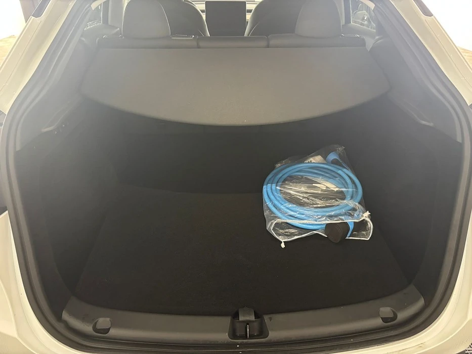 Tesla Model Y – foto 12