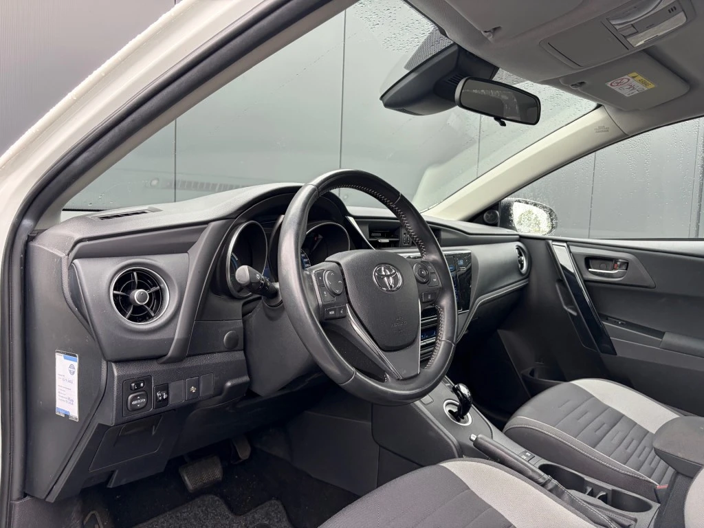 Toyota Auris – foto 10