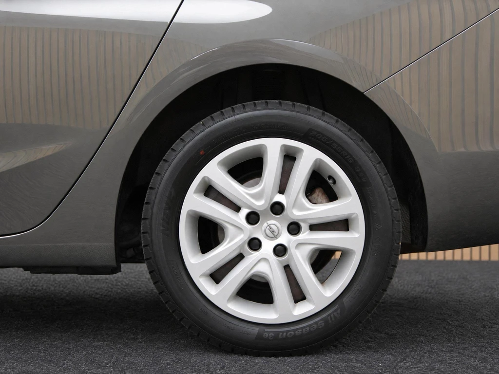 Opel Astra – foto 23