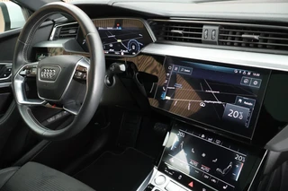 Audi e-tron – thumbnail 8