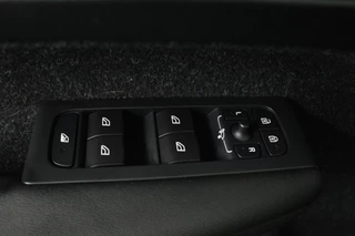 Volvo XC40 – thumbnail 11
