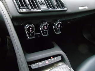 Audi R8 – thumbnail 25