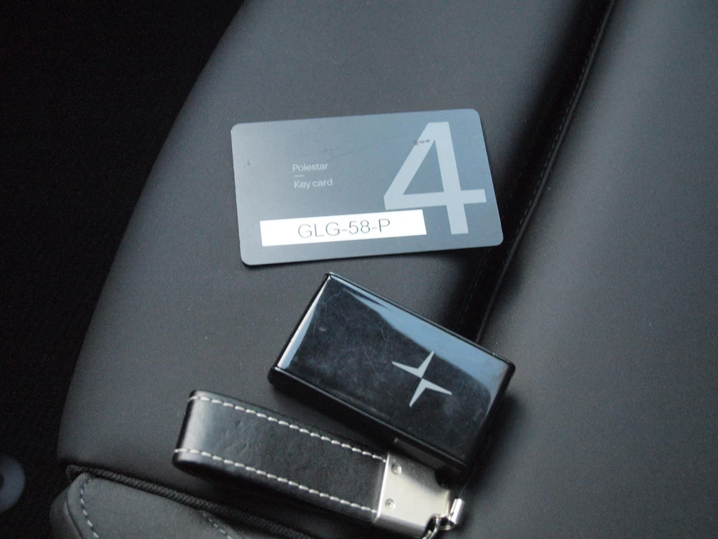 Polestar 4 – foto 34