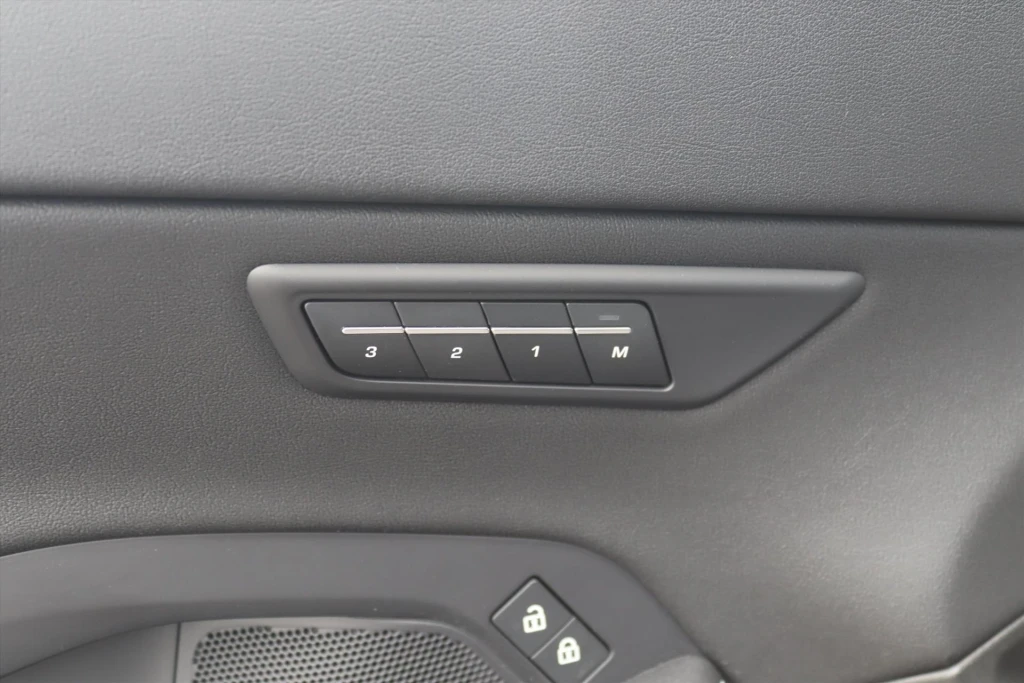 Jaguar E-PACE – foto 45