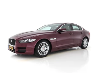 Jaguar XE – thumbnail 1