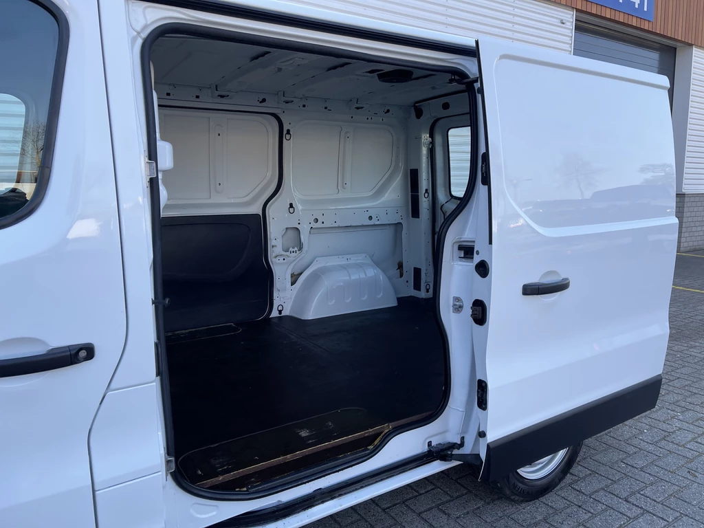 Opel Vivaro – foto 11