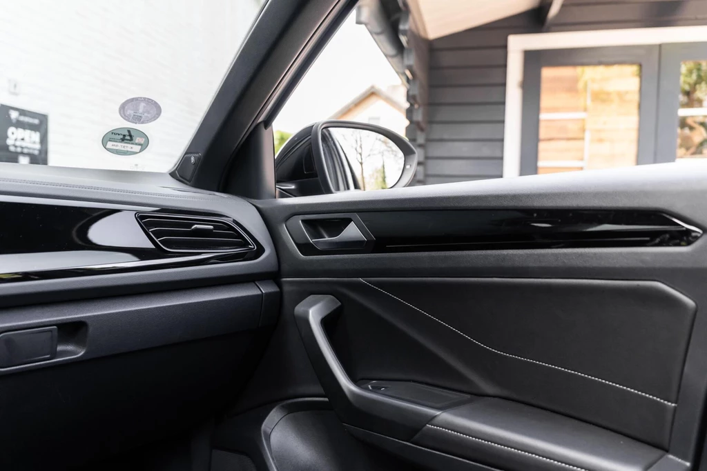 Volkswagen T-Roc – foto 23