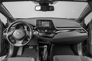Toyota C-HR – thumbnail 10