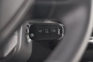 Peugeot 208 – thumbnail 25