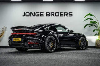 Porsche 911 – thumbnail 9