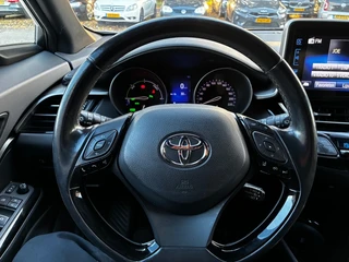 Toyota C-HR – thumbnail 16