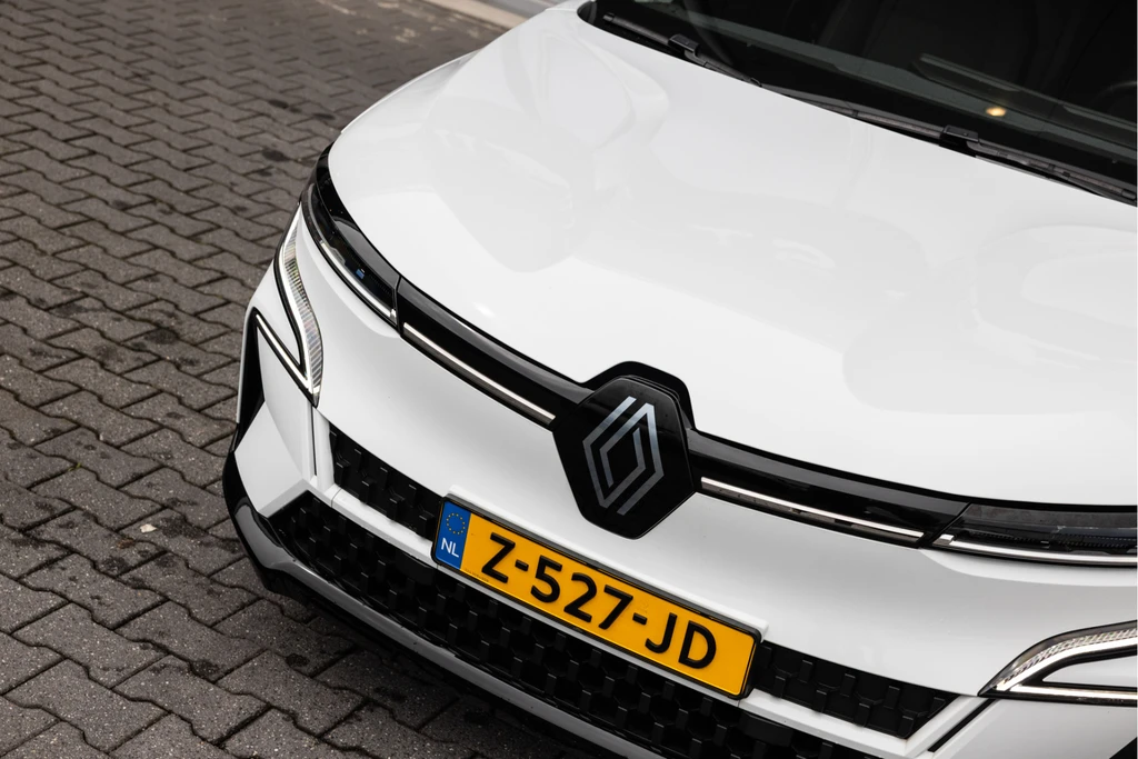 Renault Megane E-Tech – foto 15