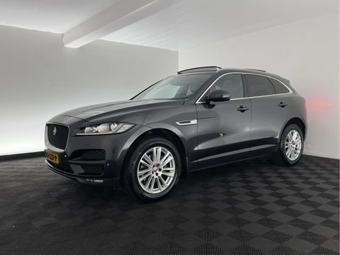 Jaguar F-PACE 2.0 D Portfolio AWD Aut. *PANO | LEATHER | XENON | DIGI-COCKPIT | MERIDIAN-SOUND | KEYLESS | CAMERA | HEATED-COMFORTSEATS | PRIVACY-GLASS | NAVI-FULLMAP | SHIFTPADDLES | ECC | PDC | CRUISE | TOWBAR | 19''ALU*