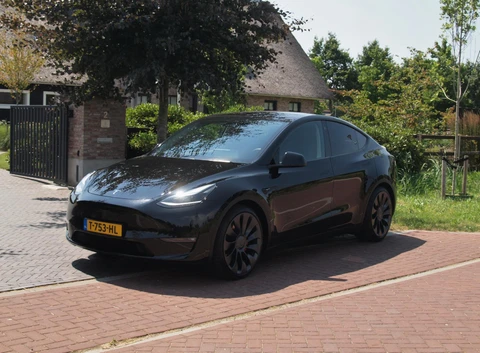 Tesla Model Y Performance AWD 75 kWh 450PK | Panoramadak | Camera | Trekhaak | Full Self Driving Computer 3 |
