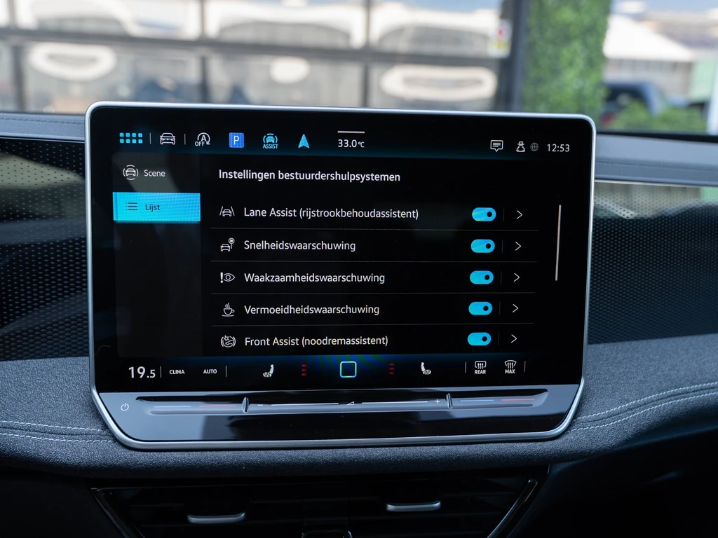 Volkswagen Passat – foto 21