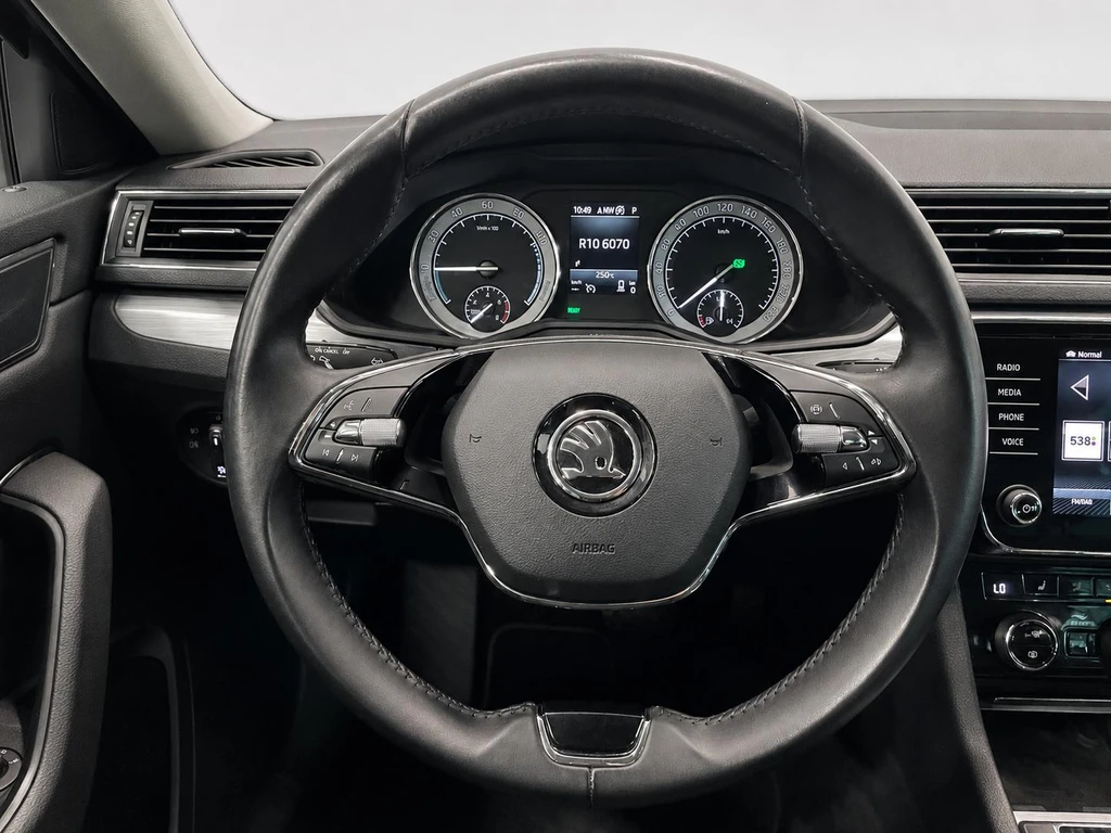 Škoda Superb – foto 16