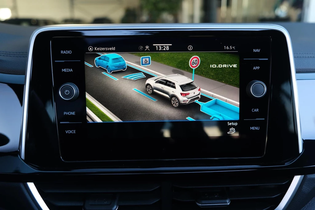 Volkswagen T-Roc – foto 24