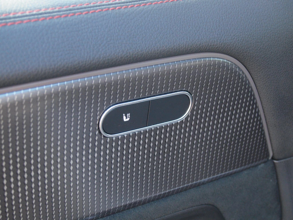 Mercedes-Benz EQA – foto 23