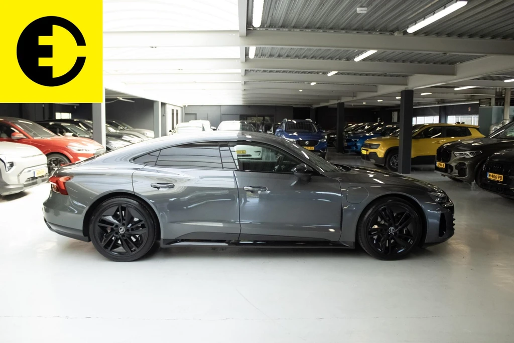Audi e-tron GT – foto 11