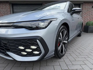 Volkswagen Golf – thumbnail 3