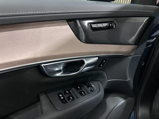 Volvo XC90 – thumbnail 23