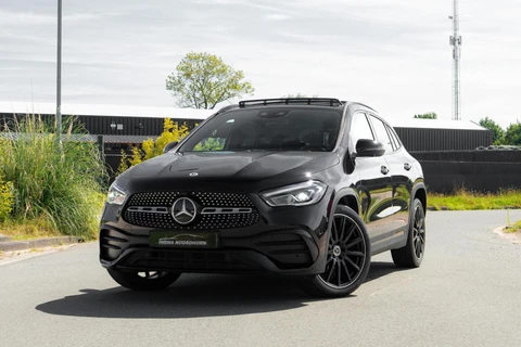 Mercedes GLA-klasse 250 e AMG|Panoramadak|360 Camera°|Carbon|Stoelverw.|Sfeerverlichting|Carplay|