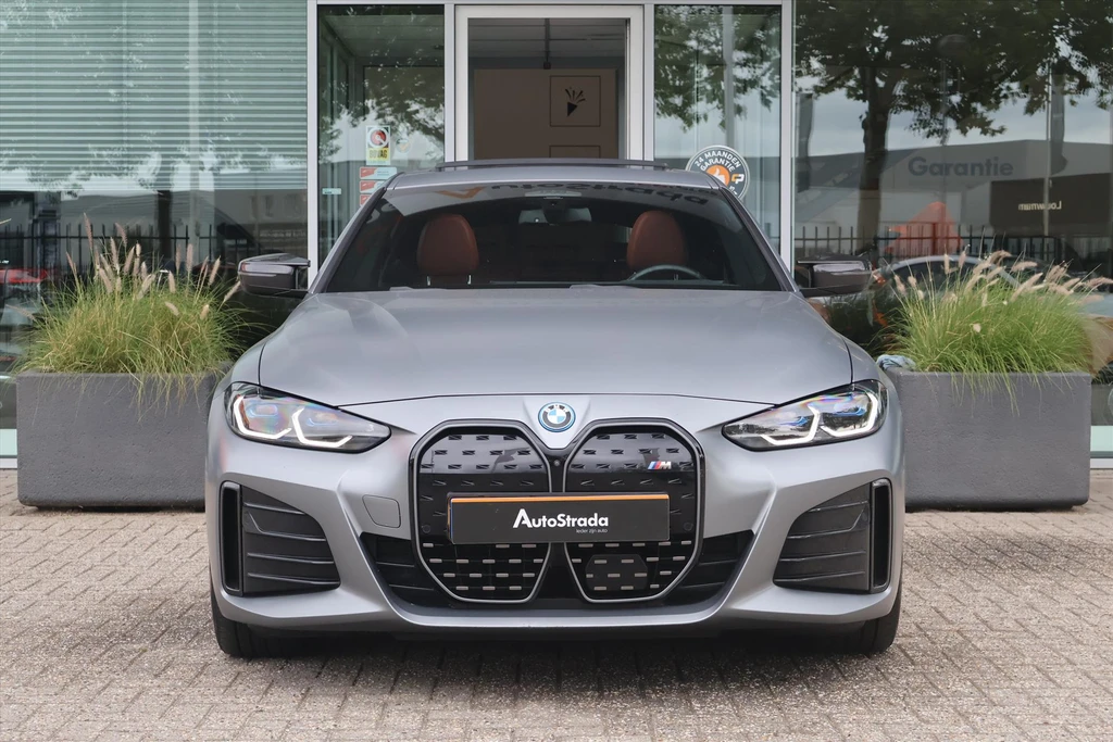 BMW i4 – foto 9
