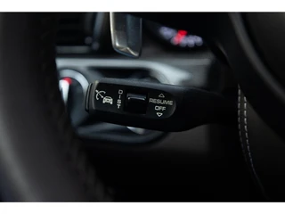 Porsche 911 – thumbnail 34