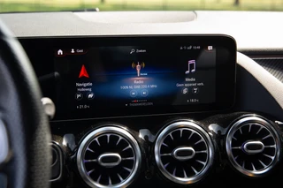 Mercedes-Benz GLA – thumbnail 12