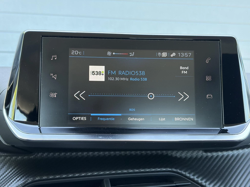 Peugeot 208 – foto 15