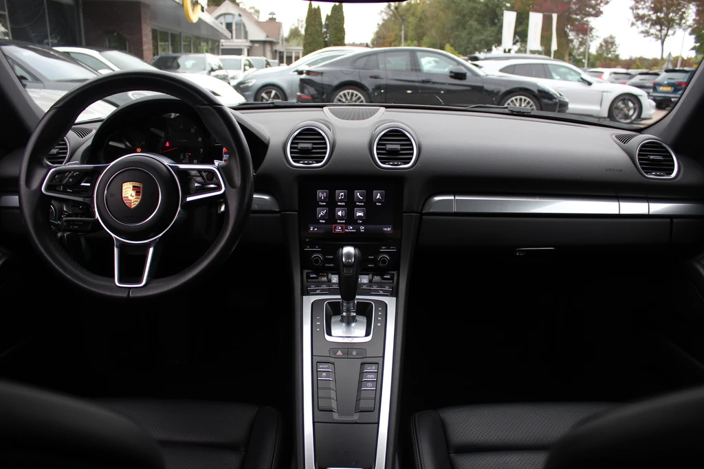 Porsche 718 – foto 9