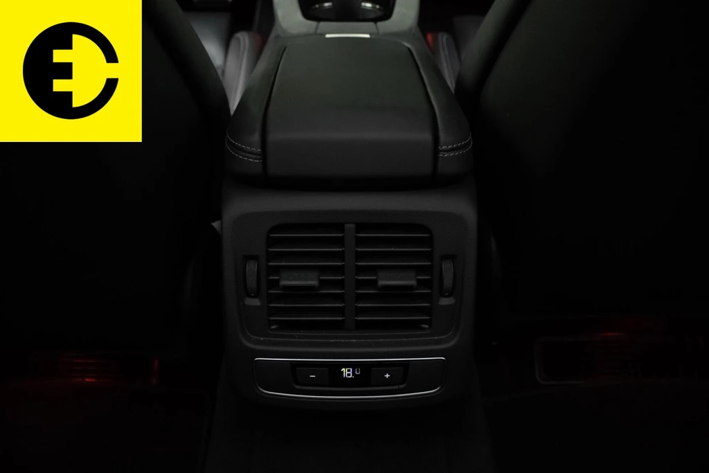 Audi e-tron GT – foto 13