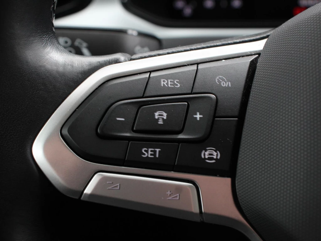 Volkswagen T-Roc – foto 19