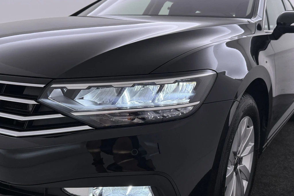 Volkswagen Passat – foto 49