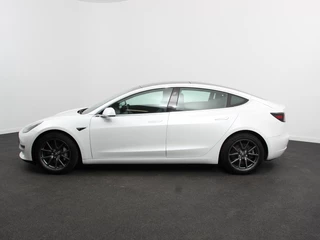 Tesla Model 3 – thumbnail 2